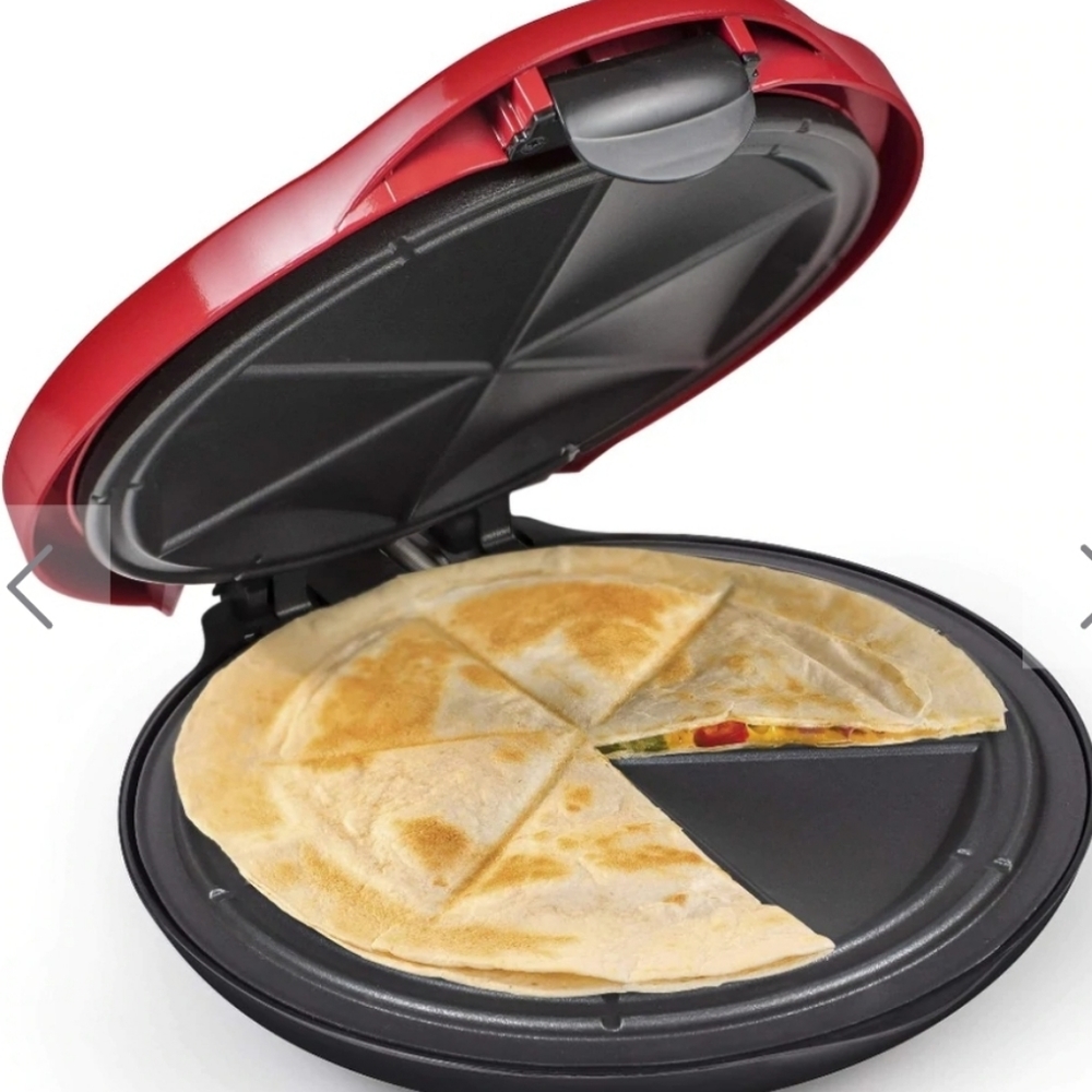 *new* Nostalgia Taco Tuesday Quesadilla Maker